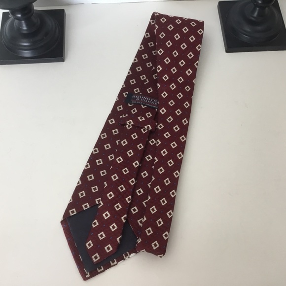Roundtree & Yorke Burgundy Men’s Silk Tie - Picture 5 of 6